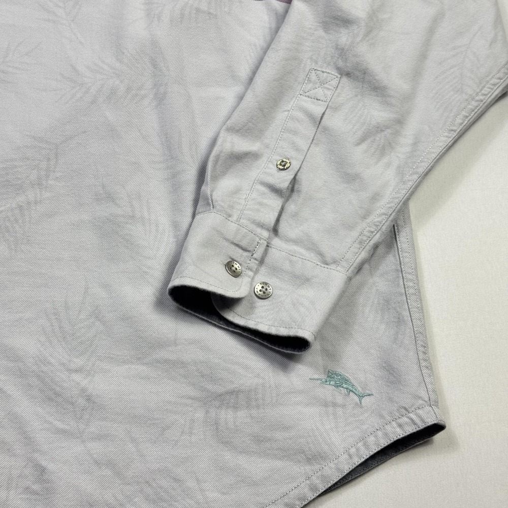 Tommy Bahama Canyon Beach Flannel Shirt Mens XL Gray Stripe Palm Button Front - Picture 3 of 12